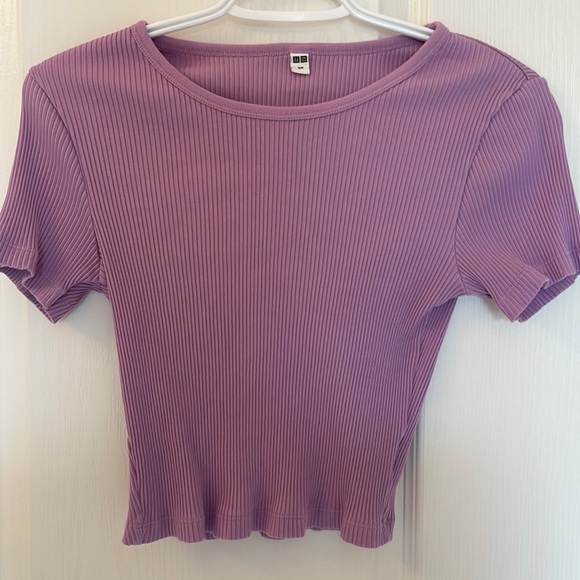 LILAC UNIQLO CROPPED TOP - Picture 1 of 3